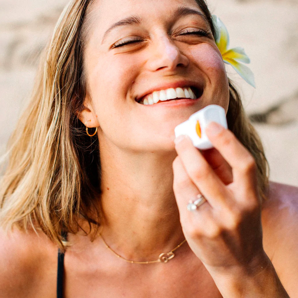 Vertra Sensitive Face Stick SPF 30 - Image 2
