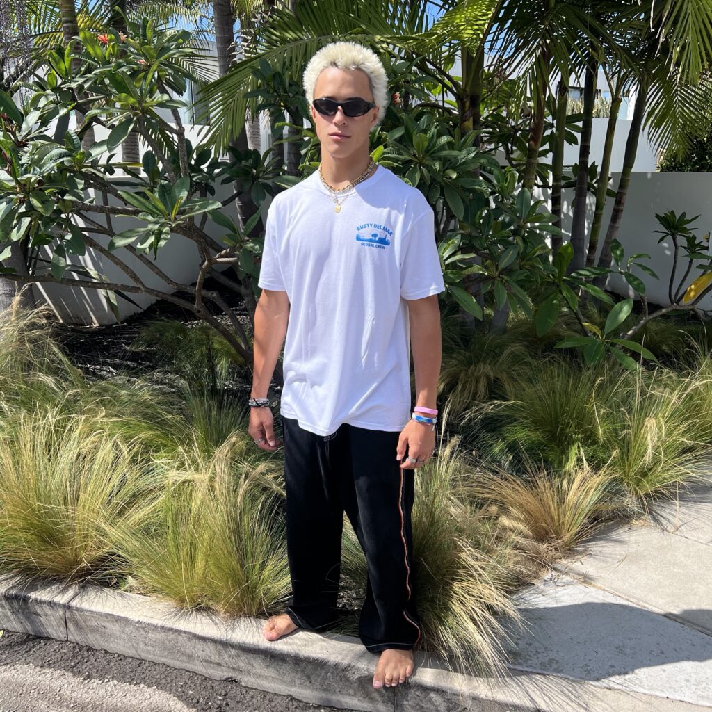 Global Crew Short Sleeve T-Shirt - Image 3
